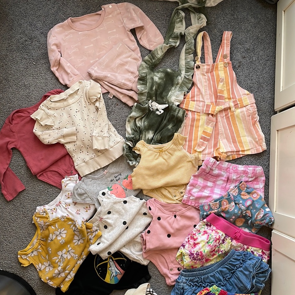 Baby girl clothing bundle! Ages 24mos-4T.